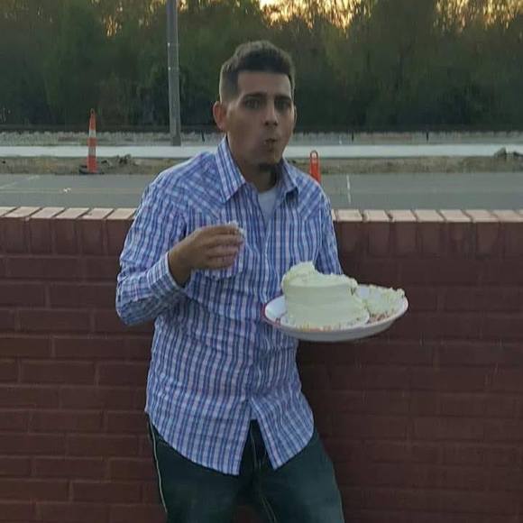 Meet your Posher, Kyle - Picture 1 of 1